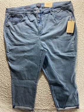 NYDJ Light Wash Ankle Crop Stretch Jeans Margot Girlfriend LiftXTuck NWT